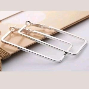 Jewelry - 💥SALE💥 Rectangular Shaped Design Silver Earrings Jewelry - 💥SALE💥 Rectangular Shaped Design Silver Earrings